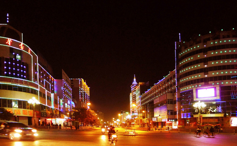 什么是LED點光源它有什么特點呢?(圖2) 什么是LED點光源它有什么特點呢?(圖2)