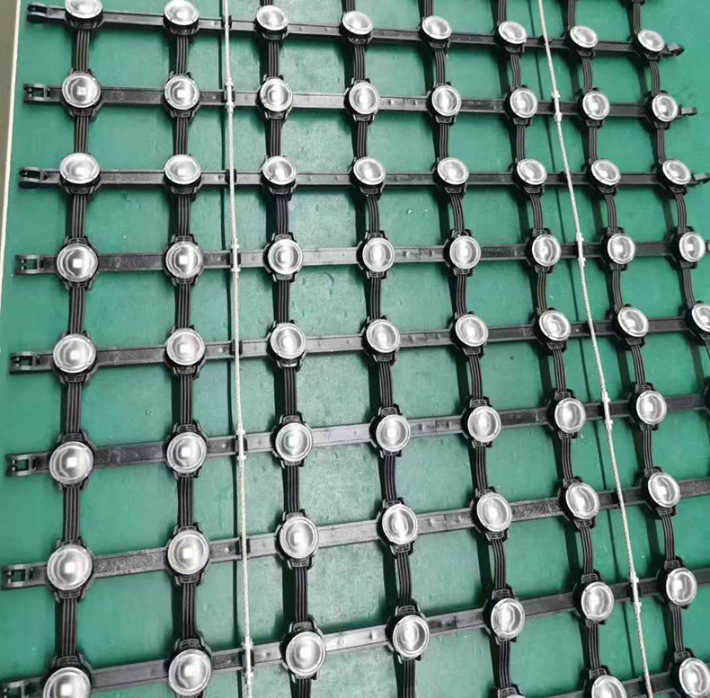 LED網格屏與LED傳統屏有什么區別？(圖2)